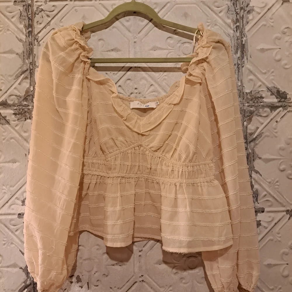 ASTR THE LABEL ZIVA LONG SLEEVE RUFFLED ROMANTIC TOP SIZE M - Picture 14 of 14